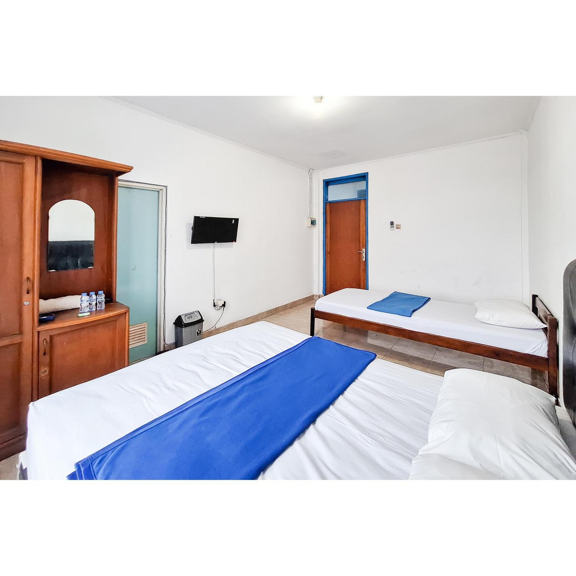 Wisma Pkbi Jabar Mitra Reddoorz Bandung Exterior foto